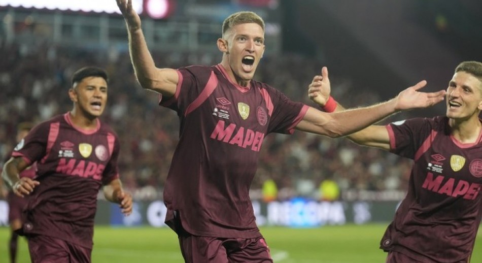 Lanús venció a Flamengo 1-0 en la ida de la Recopa Sudamericana