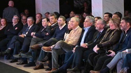 Un homenaje a De la Sota reunió a Massa, Schiaretti, Llaryora, Brito y Bianco