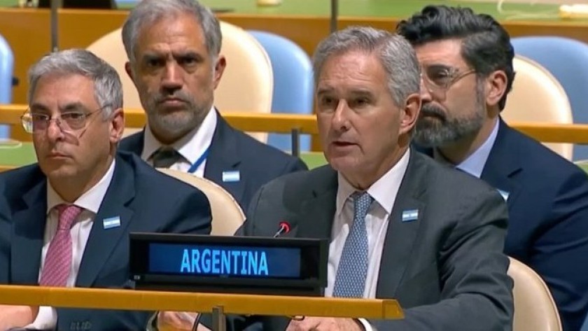 Quirno respondió a Burnham y ratificó la voluntad argentina de reanudar negociaciones por Malvinas